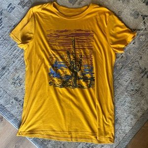 Cactus Tee Shirt. Size M.